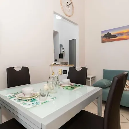 Dora Modern & Functional Flat Apartment Turin