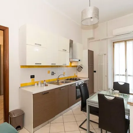Dora Modern & Functional Flat Apartment